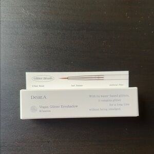 NOT IN STORES! Dr Althea Dear.A Vegan Glitter Eyeshadow in Shade 00 Heaven